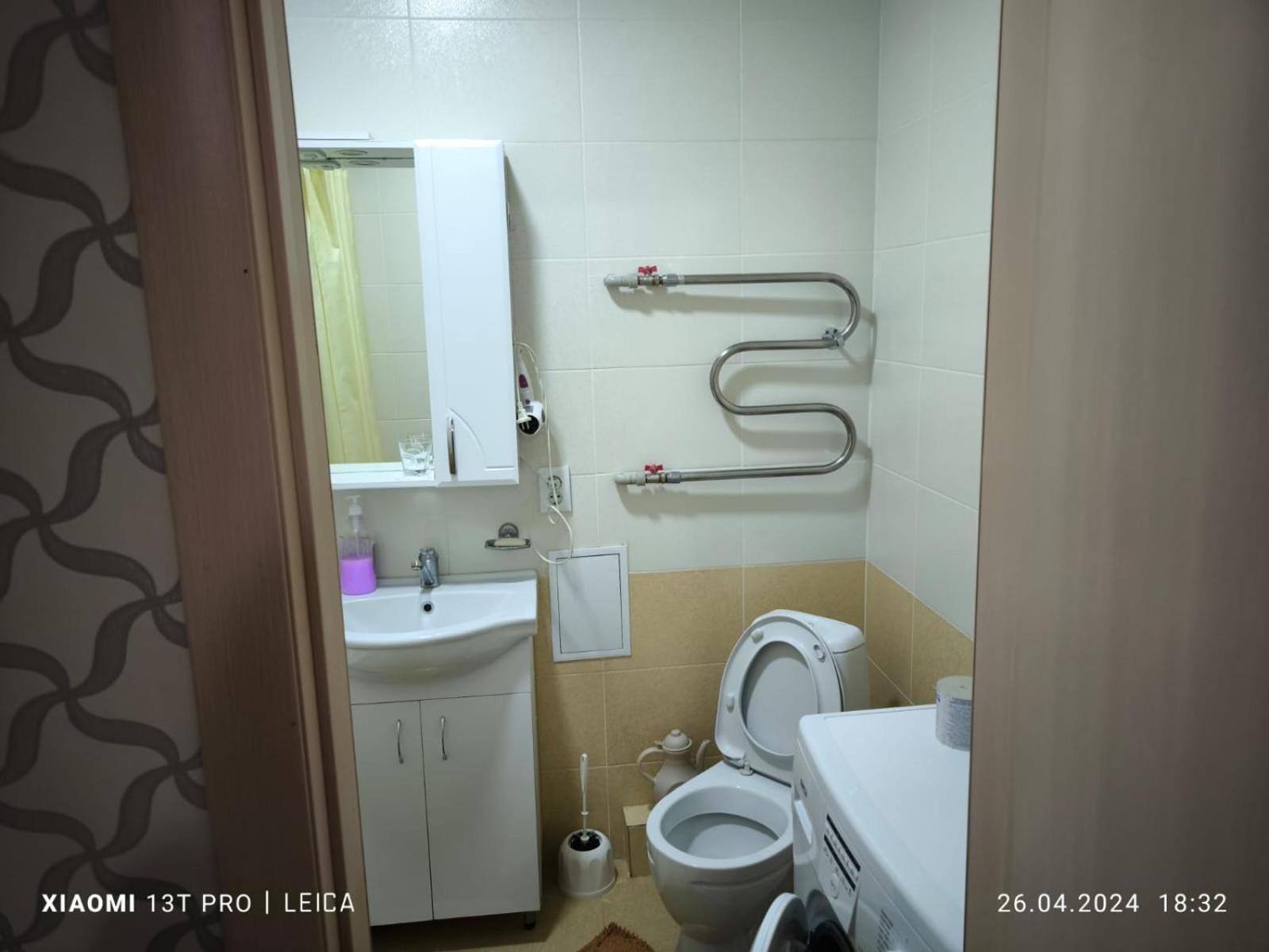 Уютная Квартира Комфорт Класса74 Astana Ngoại thất bức ảnh